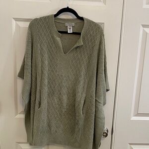 Barefoot Dreams Cozychic Lite Split Neck Diamond Light Sage Poncho